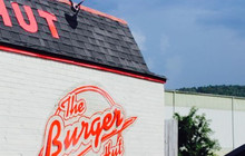 Betty's Burger Hut餐厅图片