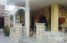Kafeneio Mezedopoleio Eilikrineia餐厅图片