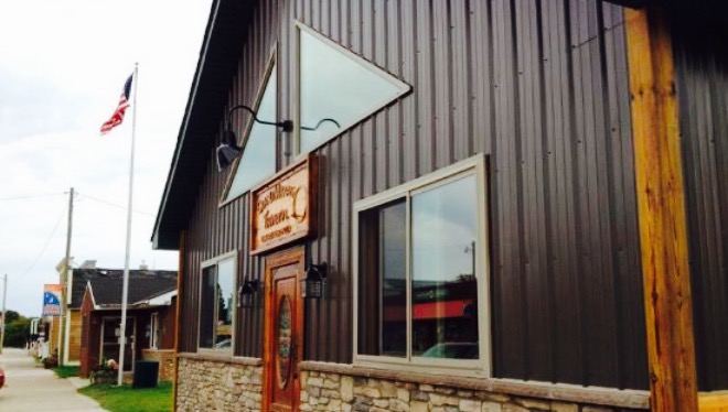 Grand Marais Tavern