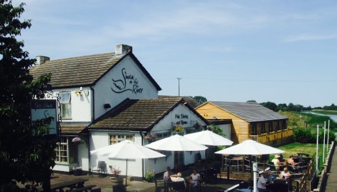 The Swan on the River Pub & Dining餐厅图片