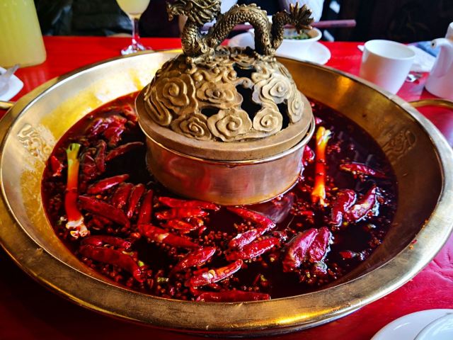 小龍翻大江火鍋酒樓(寬窄店)
