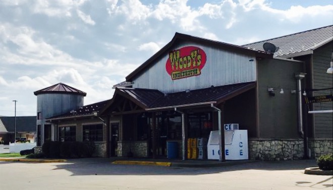 Woody's Smokehouse
