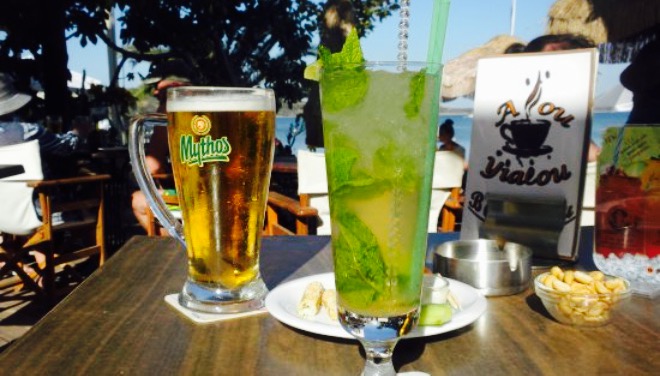 Alou Yialou Beach Bar餐厅图片