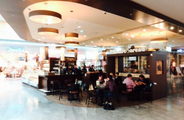 Cafe & Arena