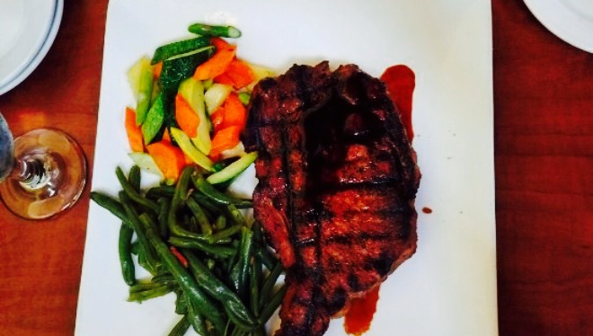 lotus bar & eatery餐厅图片