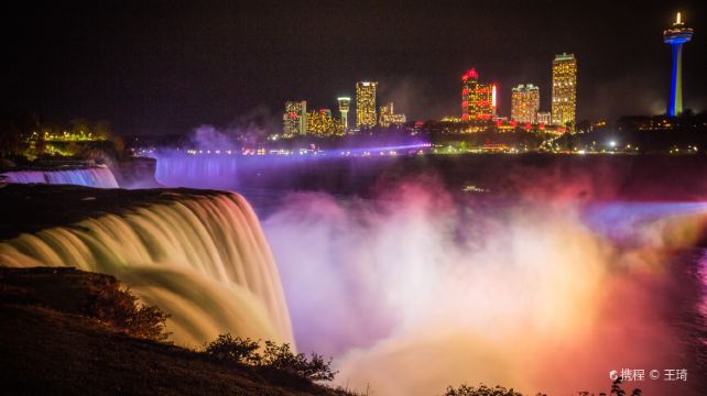 <8天>【住法拉盛中心地段】·美加跨國尼亞加拉瀑布遊：多倫多+渥太華+蒙特利爾+魁北克+千島+紐約JFK＆LGA機場接送機+全新升級紐約早/夜遊體驗（含酒店早餐+天龍塔午餐）