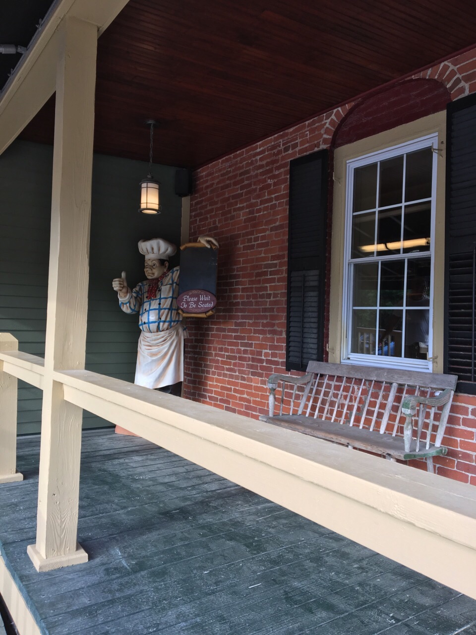 Mr. Darcy's Bar & Burger