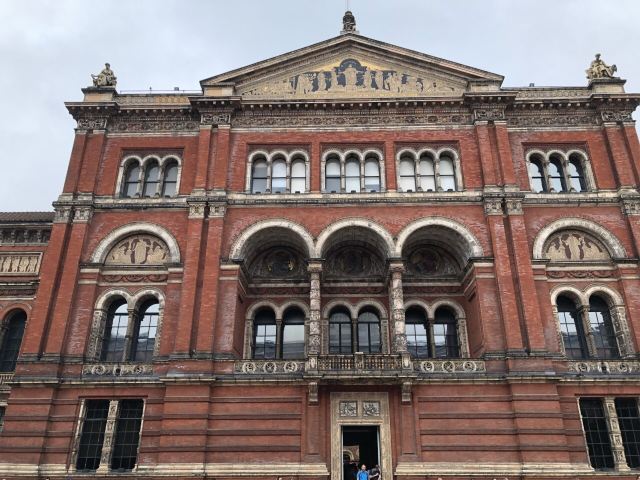 Victoria and Albert Museum