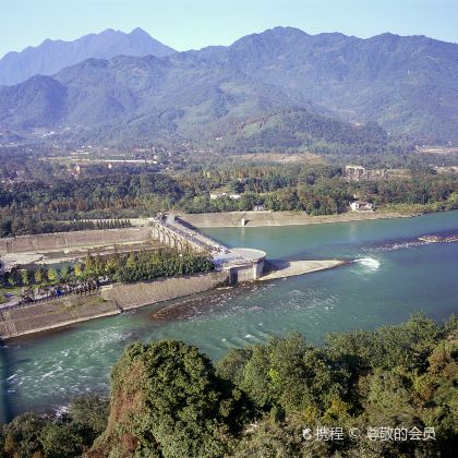 成都+都江堰+青城山2日1晚跟团游