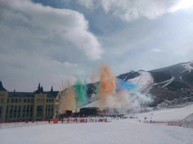 岱海國際滑雪場