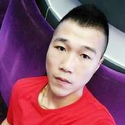 一直在路奔跑的小