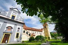 方济会修道院-克鲁姆洛夫-则卷小雨St