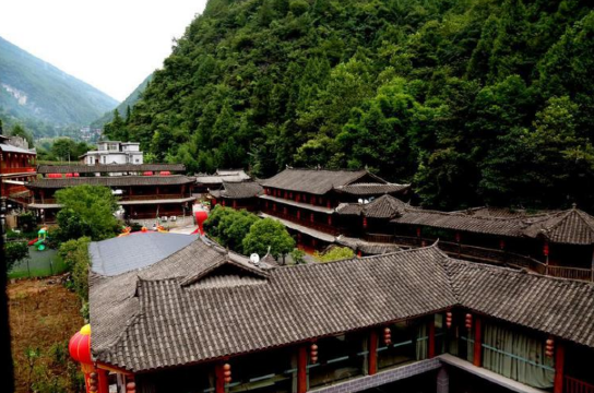 锦鲤山农家乐餐厅图片