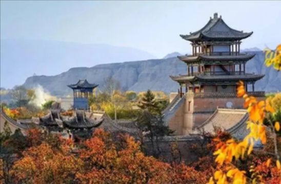 西宁周边游——四月贵德梨花节，美食过后的美景