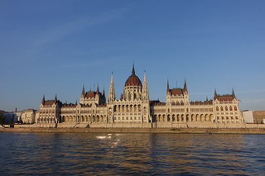 仲夏的浪漫——2017中欧行 7、 一见钟情!多瑙河的明珠双子城布达佩斯