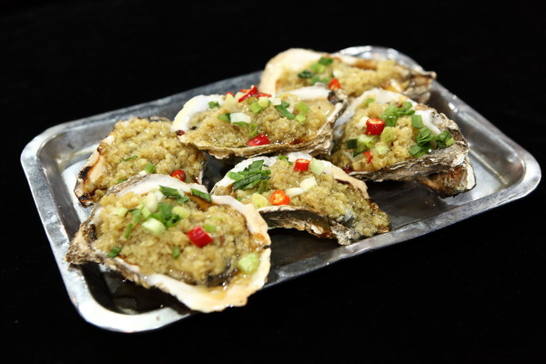 老金烧烤(山大路店)