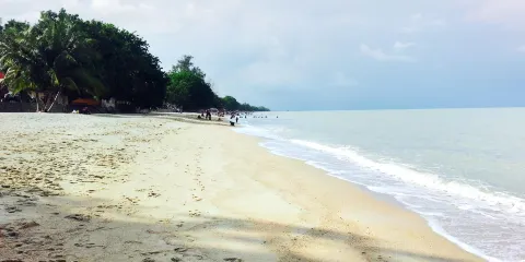 Pengkalan Balak Beach (Pantai Pengkalan Balak)