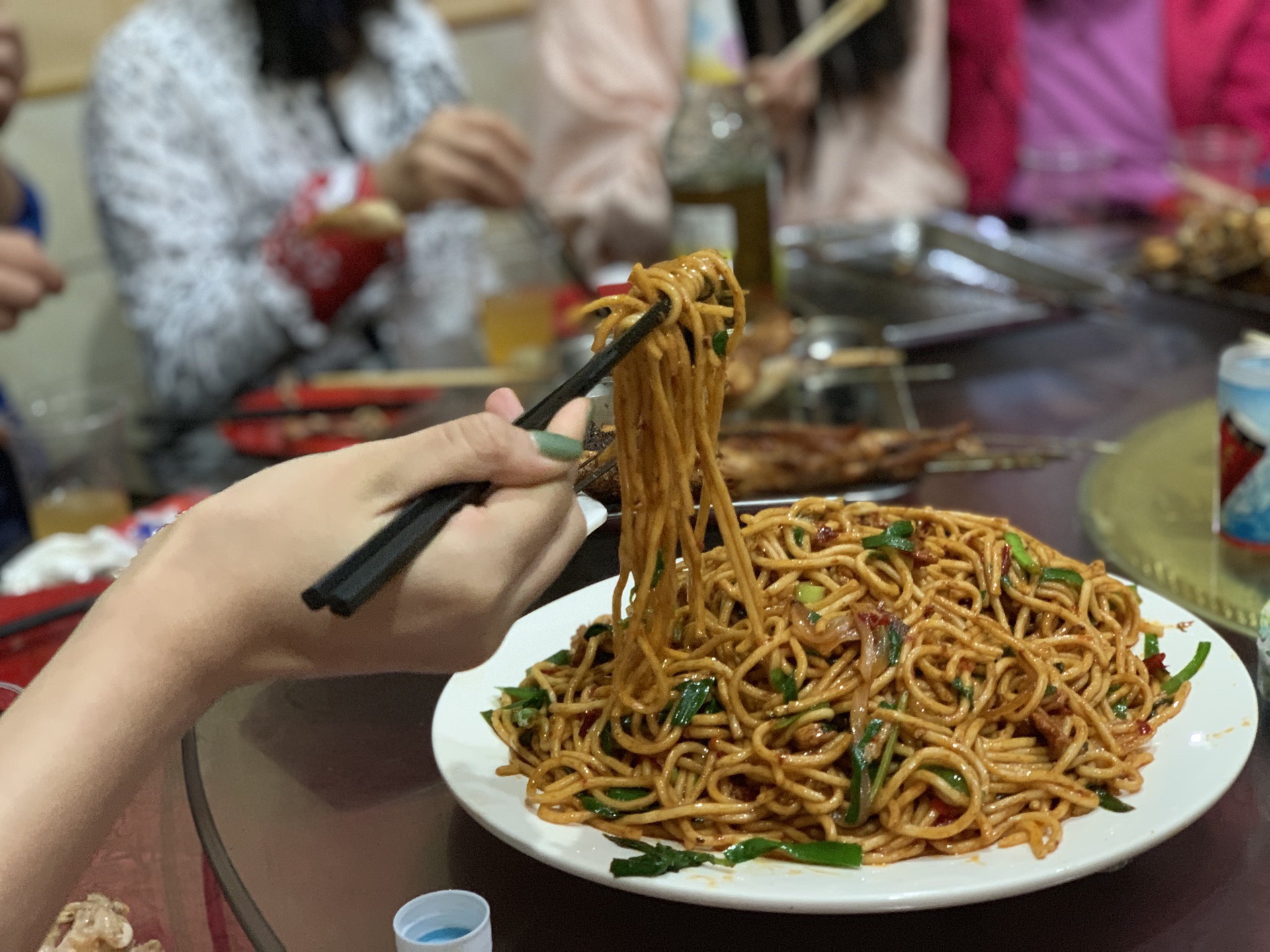 雄师傅抓饭烧烤