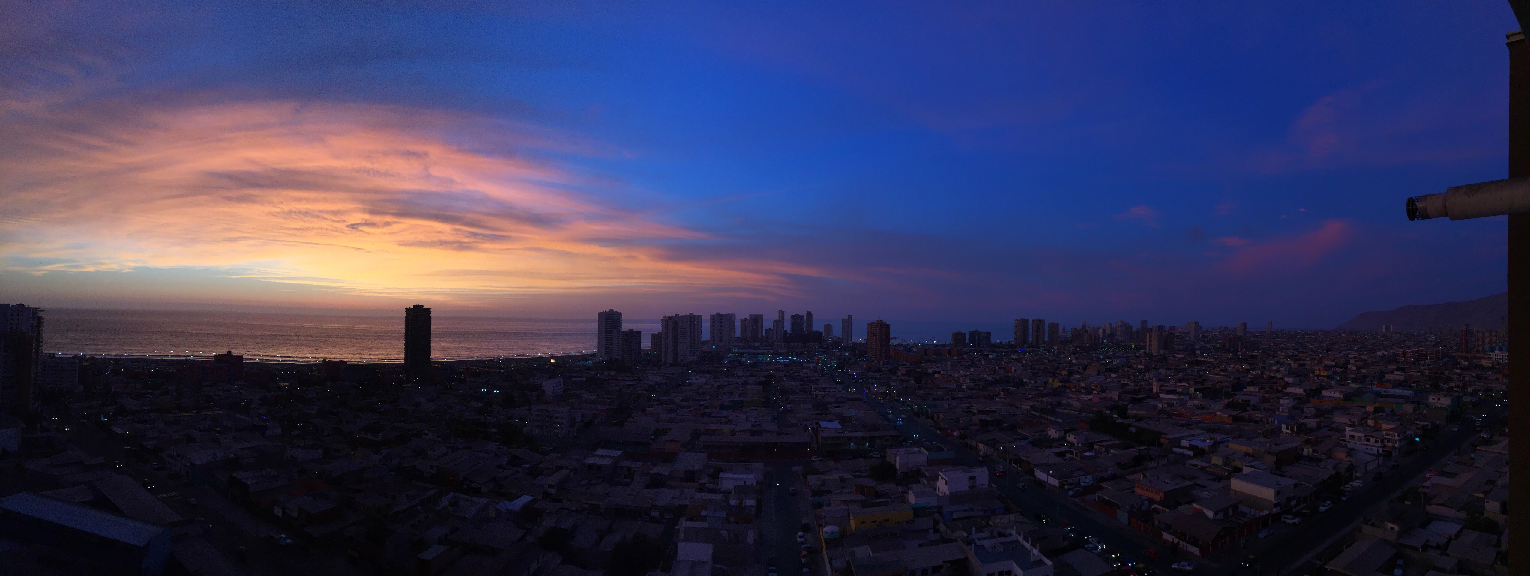 美丽的伊基克夜景