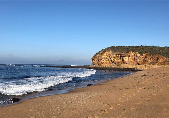 拥抱夏末的最后一朵浪花 ——澳大利亚 托基 贝尔斯海滩  九月的最后一个周末如约来临，整个暑假都呆在