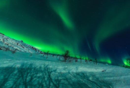 峡湾小镇景点图片