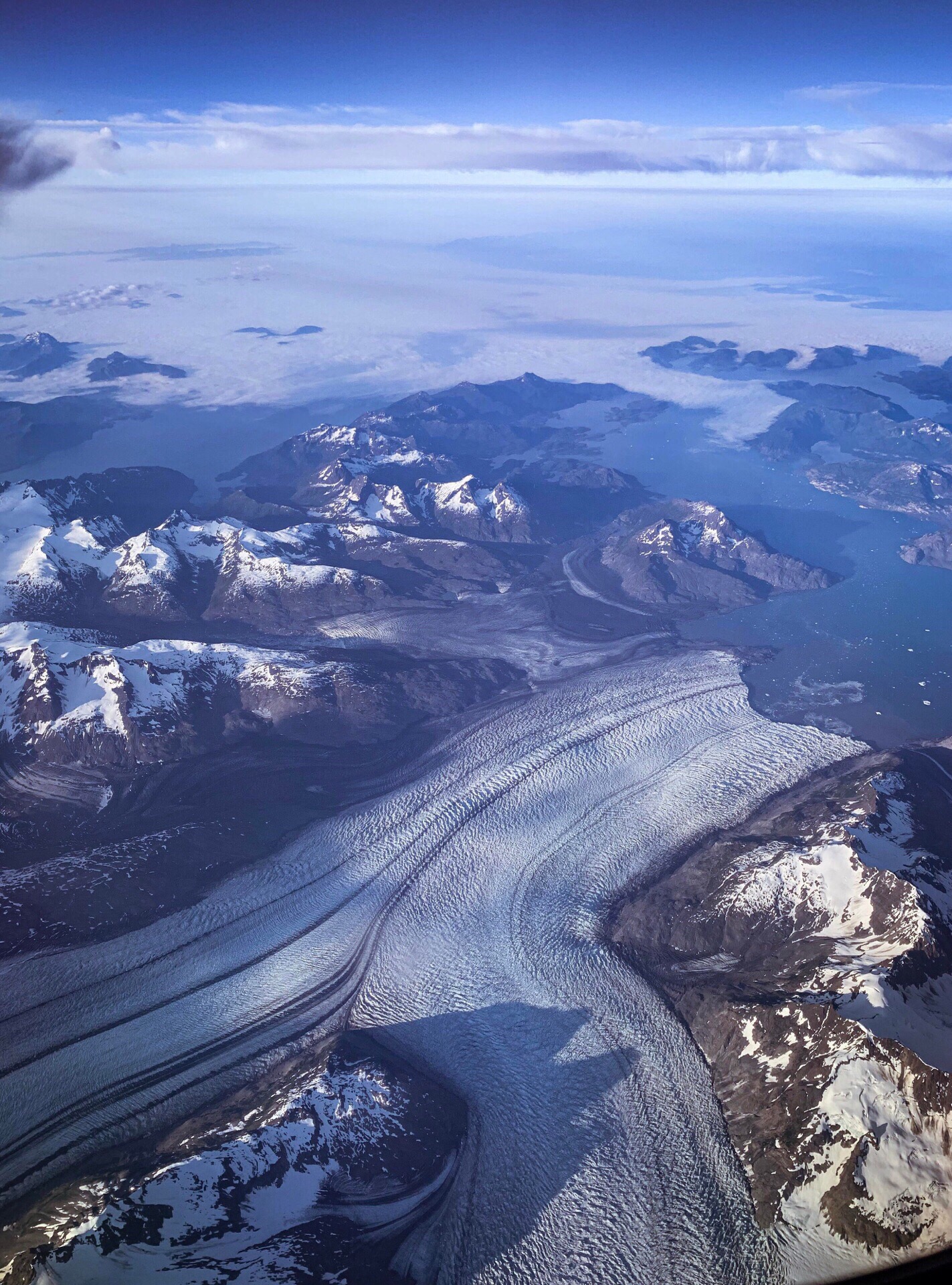 空中俯瞰阿拉斯加大冰川