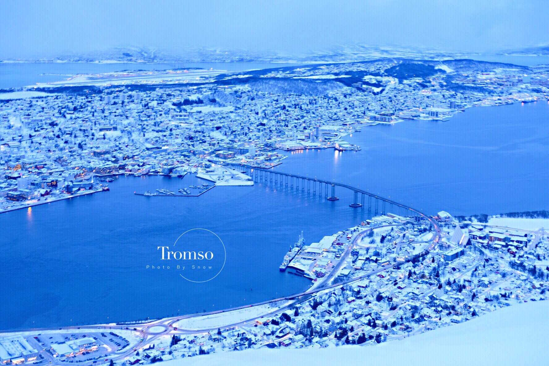 💛一生一遇·每一帧都是画のTromso🐾 挪威极光之城特罗姆瑟✨  特罗姆瑟缆车也是绝佳的极光观测点