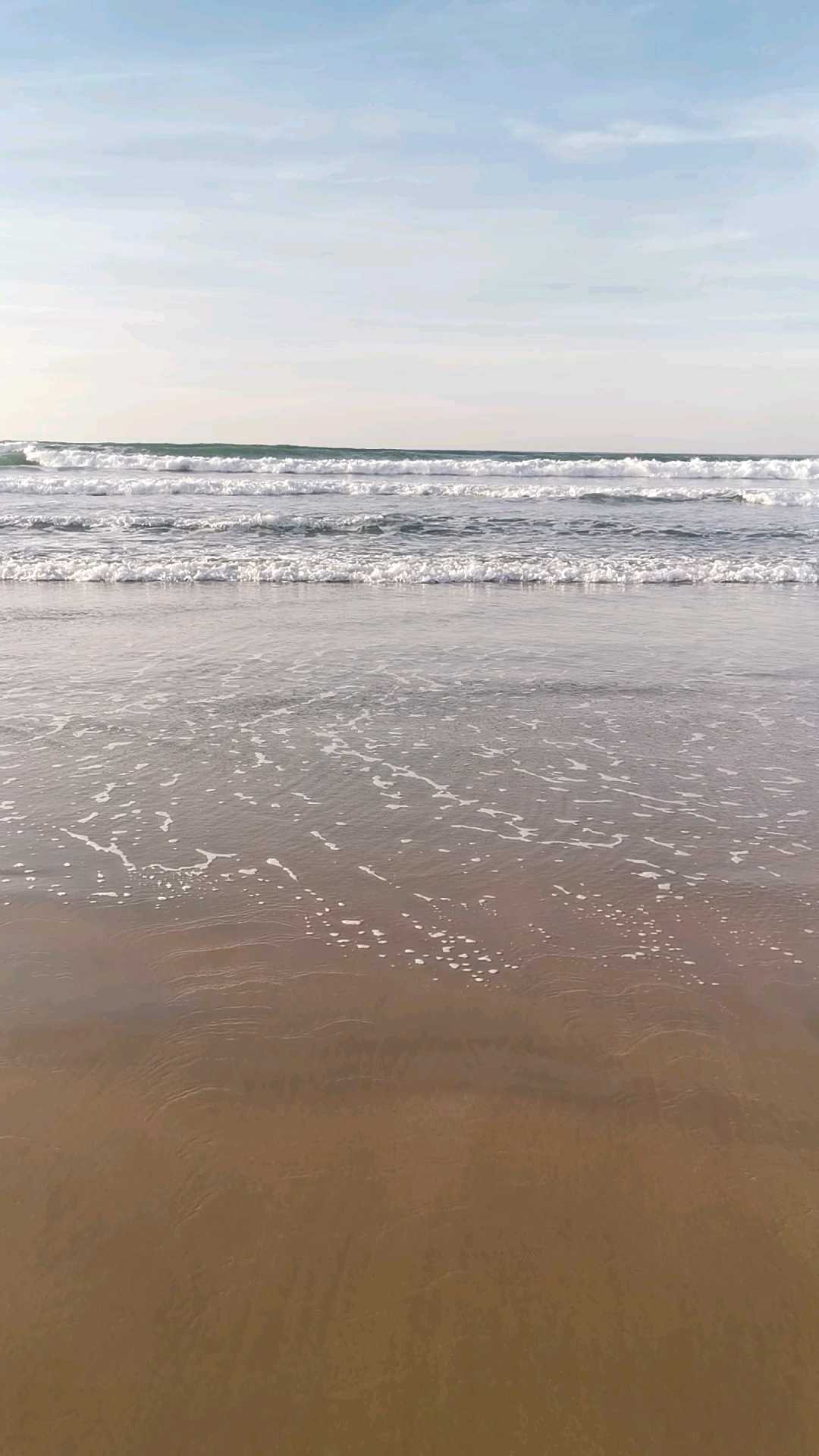 德土安海滩潮汐。