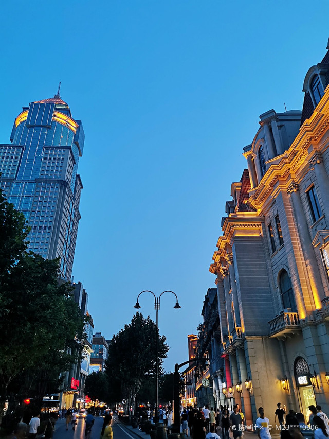 武汉江汉路步行街