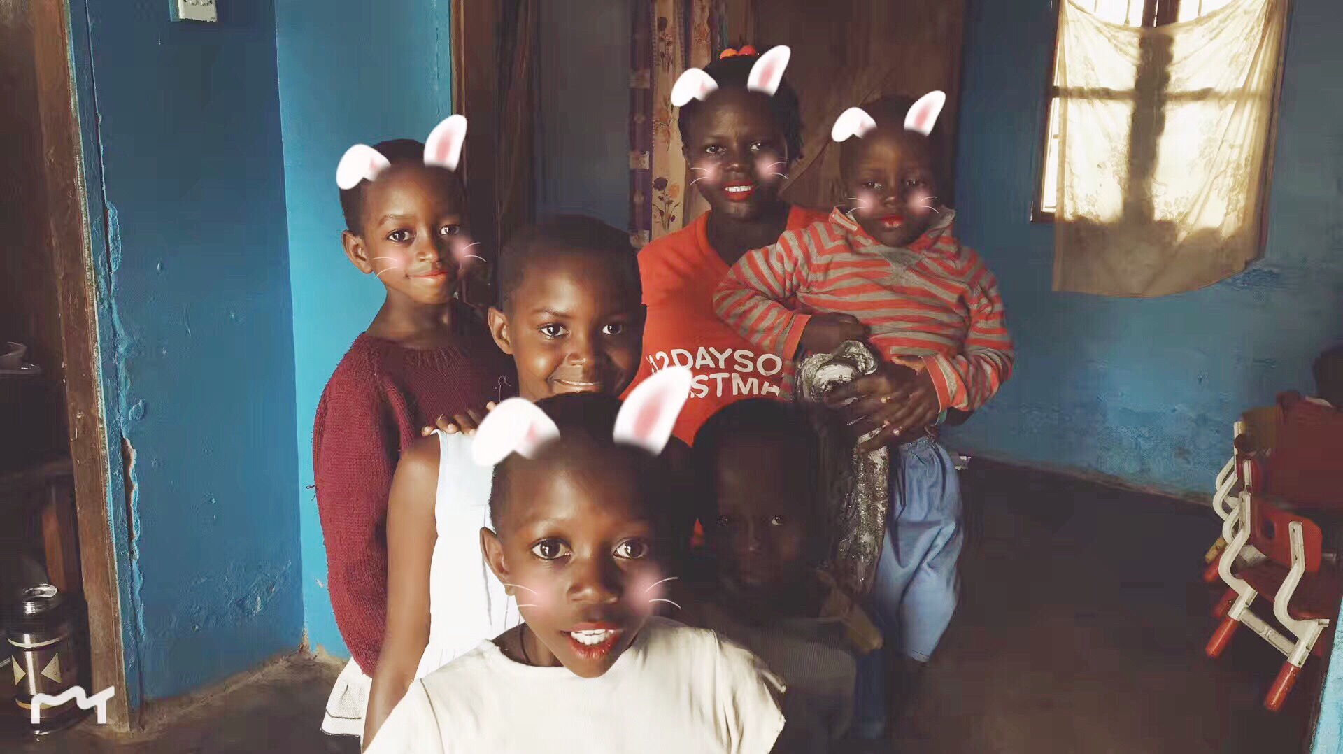 受友人托付，我抽空去拜访了乌干达当地的一所孤儿院-Bright Kids Uganda。这所孤儿院创