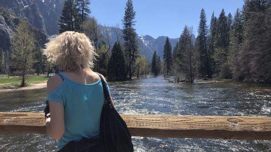 Mirror Lake/Meadow Trail