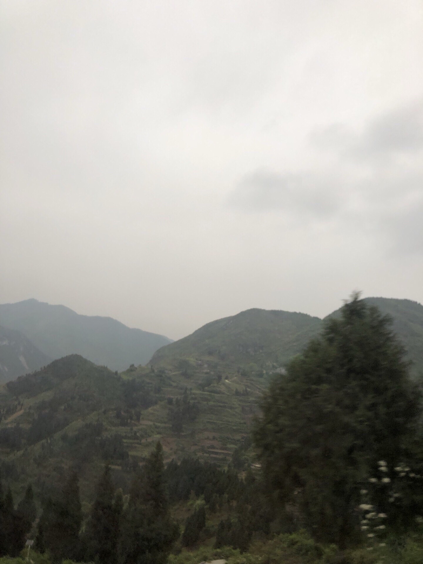瀑布景观带