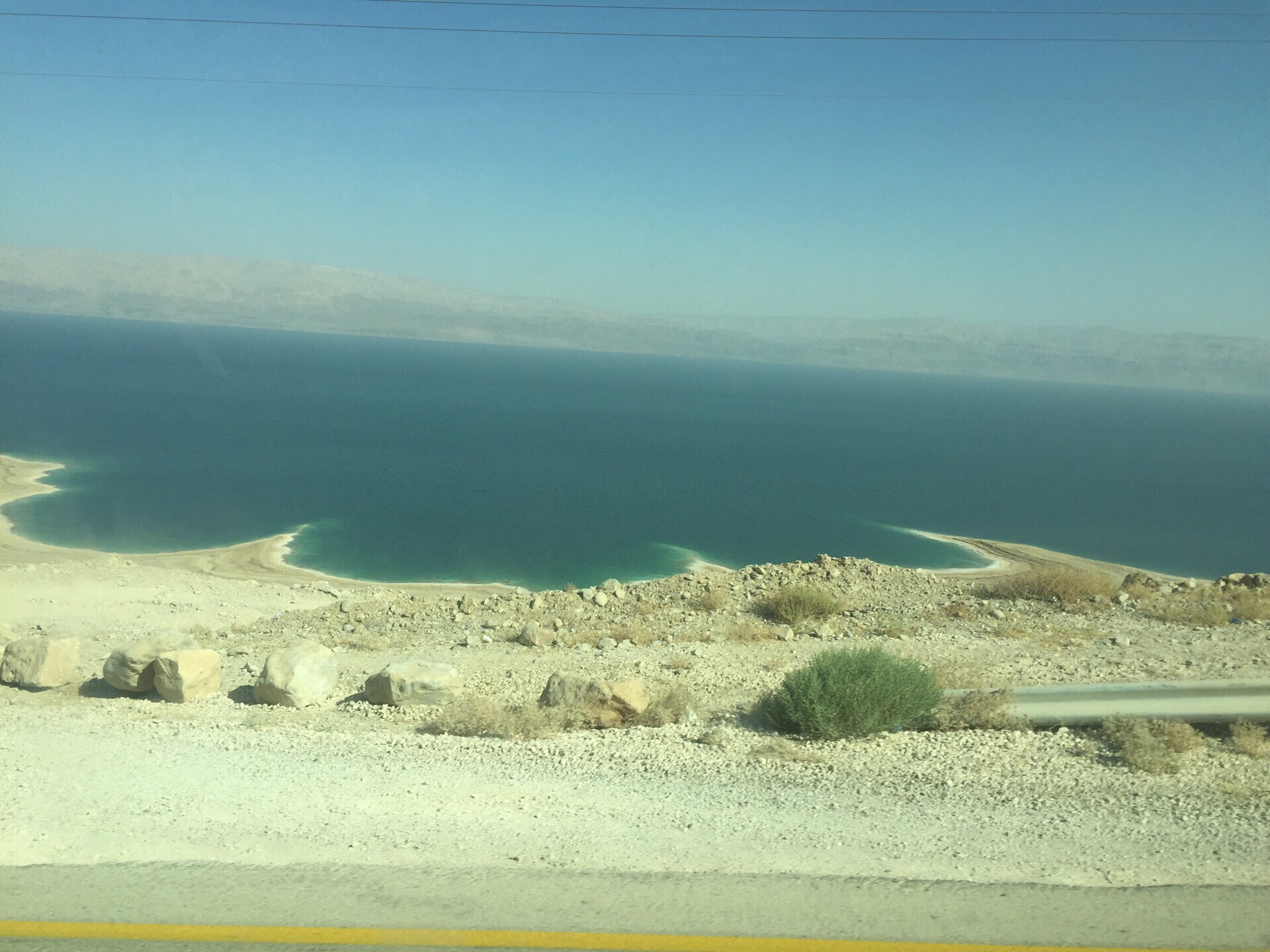 这就是死海，以色列一侧