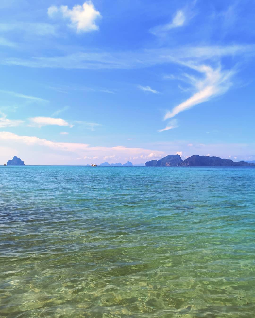 可可卡丹Koh Kradan-泰国绝美日落打卡圣地  泰国的海域好像都是这样的清澈，但是每片海域都有
