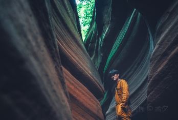 陕西延安甘泉大峡谷一日游【纯玩无购物+专业导游+上门接送】【[发团保障]天天发团，优质服务，纯玩无购物，让您感受陕北风土人情。】