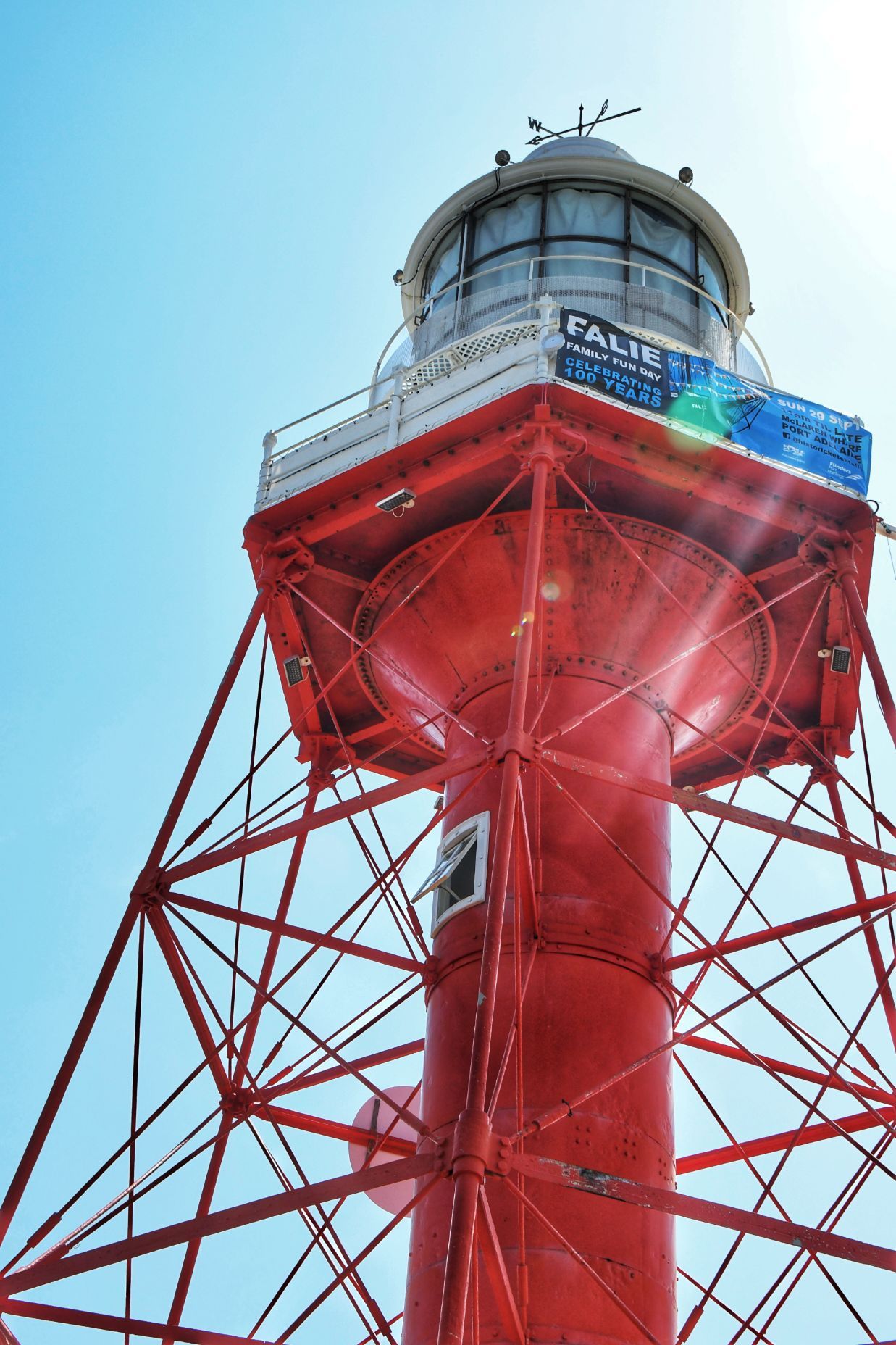 Port Adelaide Lighthouse 打卡! 小众旅游地，想怎么拍就怎么拍。工作日十点开