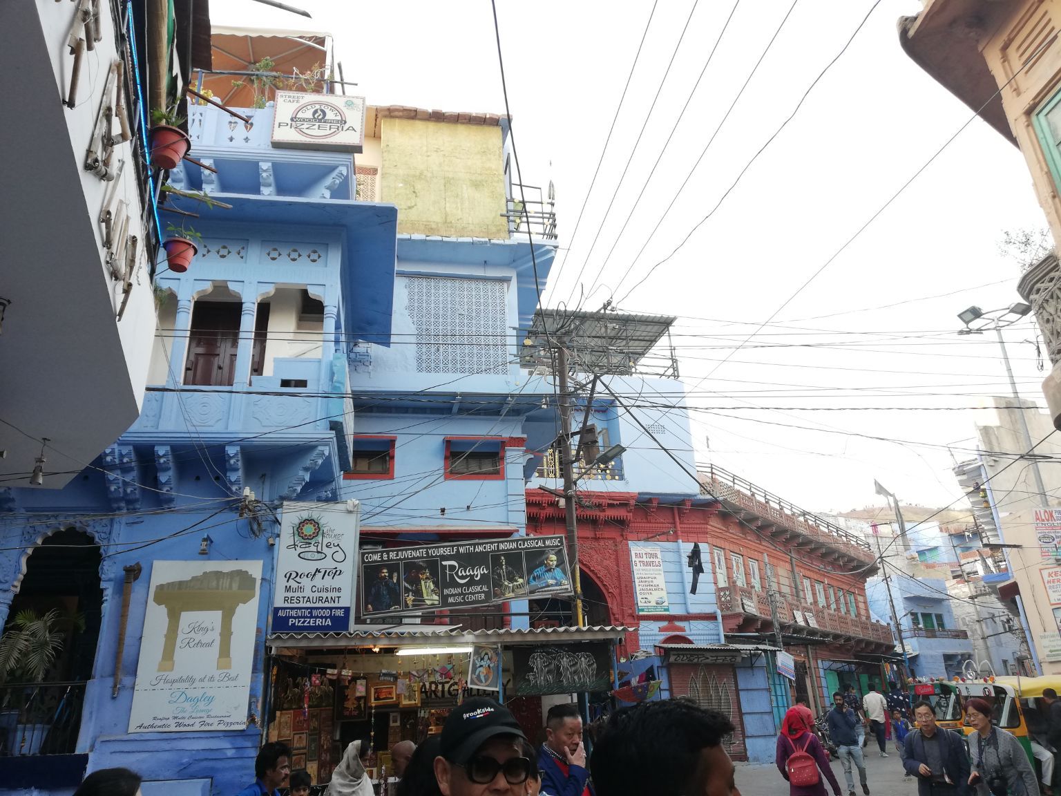 印度•焦特普尔  焦特普尔的蓝白小镇  世界上不止只有摩洛哥有蓝白小镇，印度也有蓝白小镇。