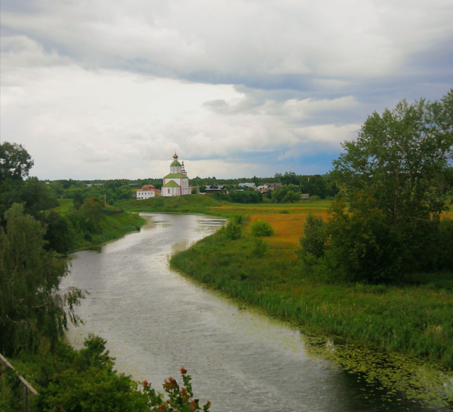 梦幻般的童话小镇苏兹达里（SUZDAL）。 去俄罗斯不能落了金环三镇，但三镇中最值得去的非苏兹达里莫