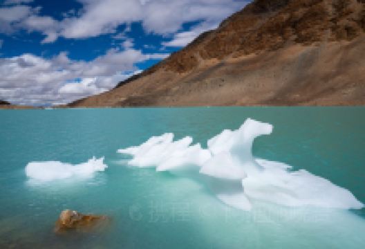 曲登尼玛冰川景点图片