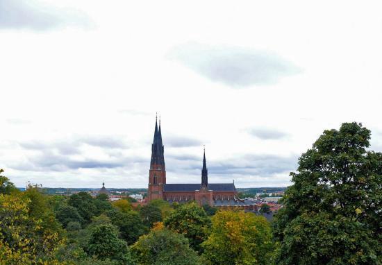 美丽大气的哥特式教堂——乌普萨拉大教堂  今天我们来到了瑞典的一个城市——乌普萨拉。乌普萨拉大教堂可