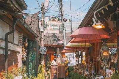 Ikseon-dong Hanok Village