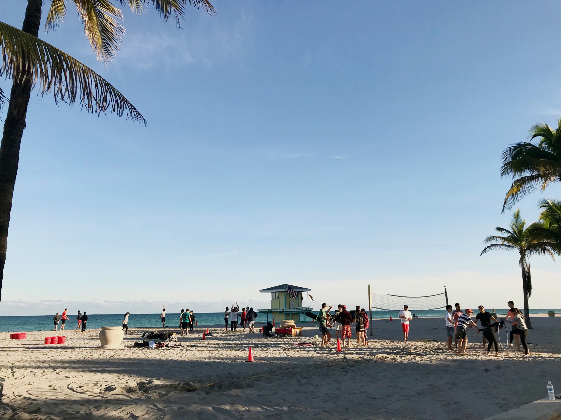 hollywood beach,florida! 这区虽然没有miami beach那么有名，但相对