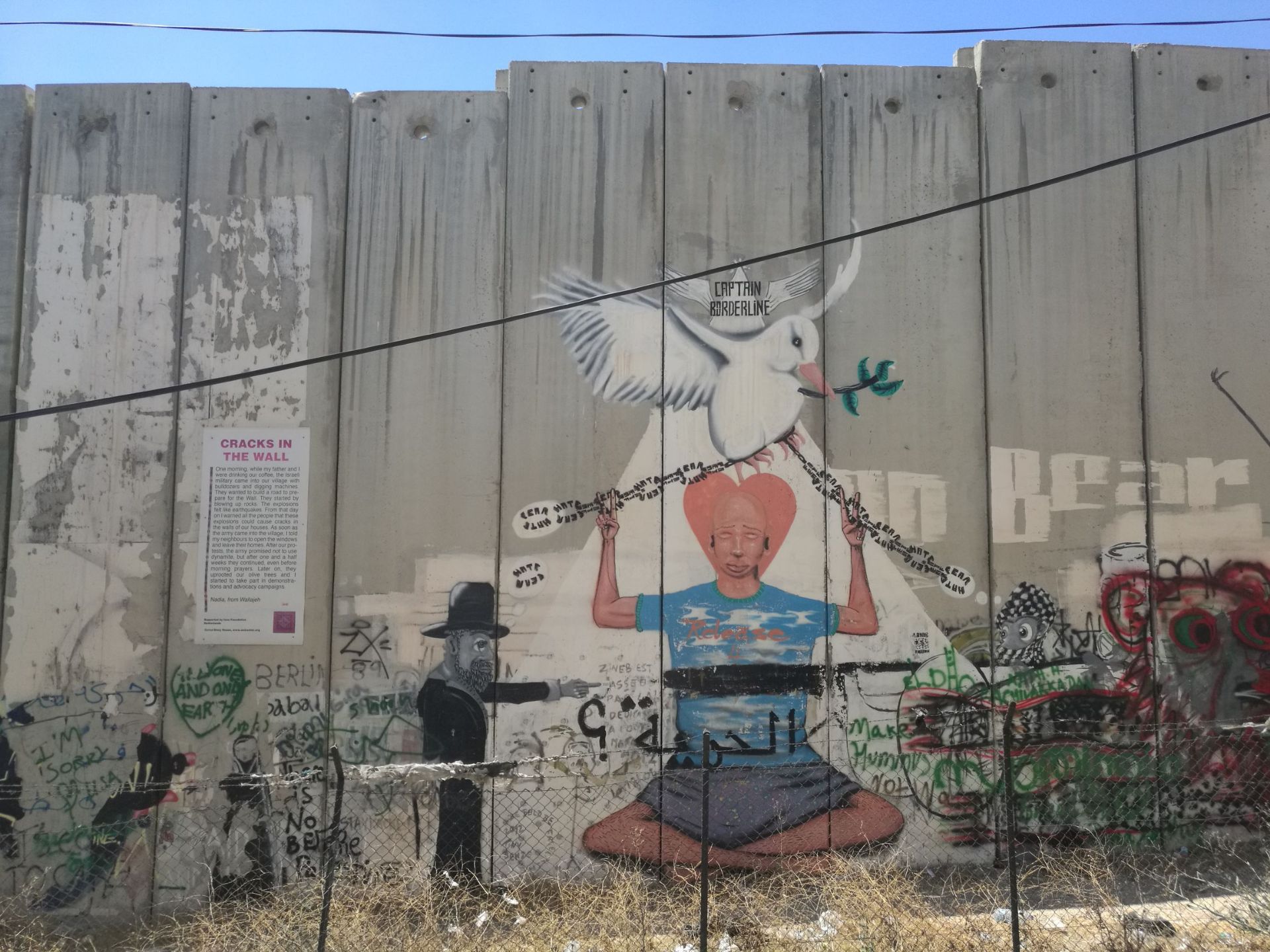 伯利恒，巴勒斯坦。圣诞之地，冰冷的隔离墙，斑爛的涂鸦诉说着对和平的渴望！
