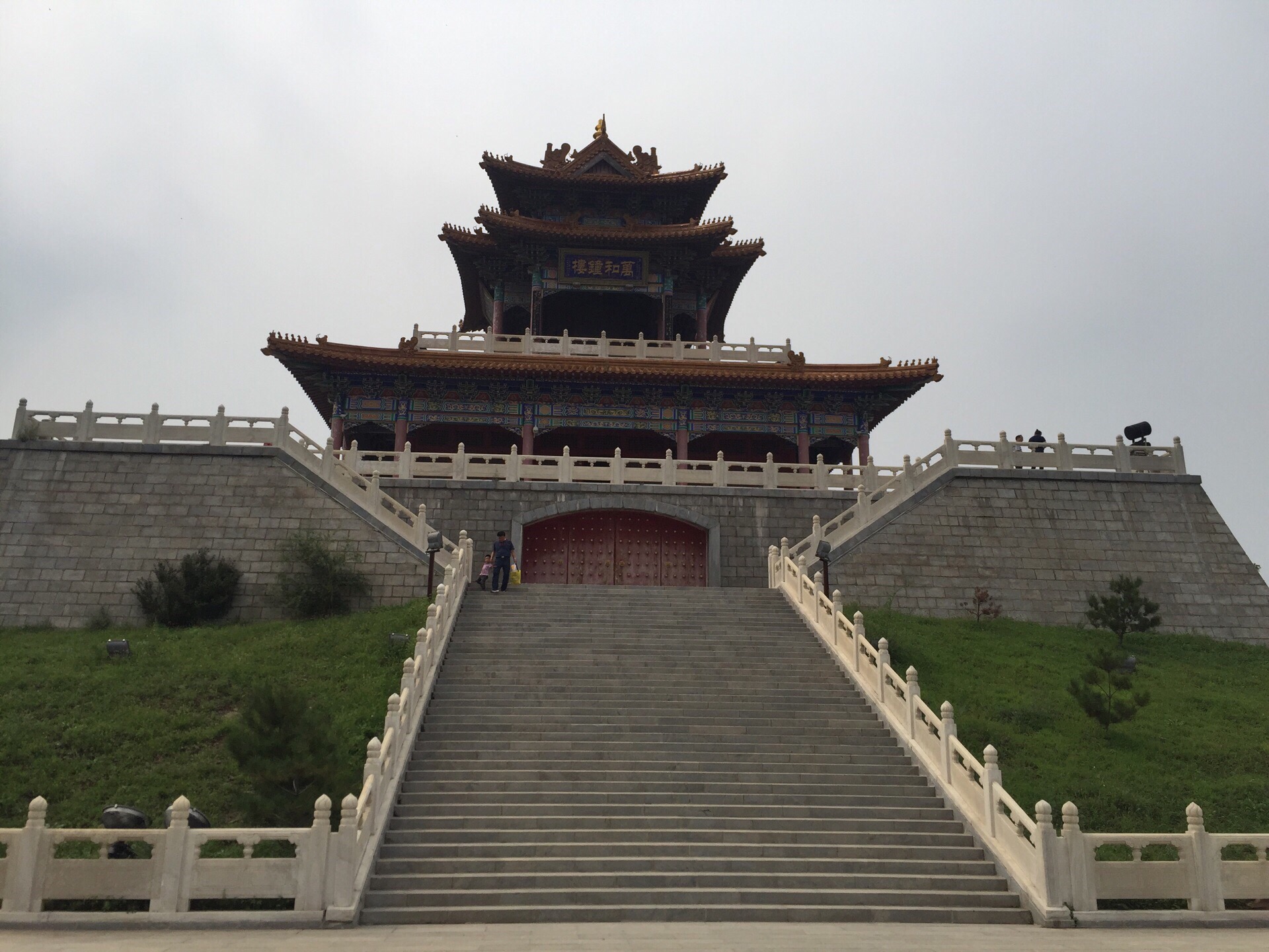 辽阳龙石风景区