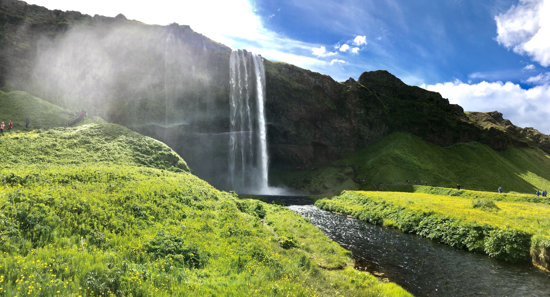 塞里雅兰瀑布Seljalandsfoss