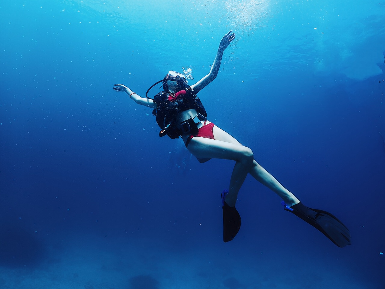 换个角度看世界每一次去海岛都会选择去潜水，🐠🐠🐠🐠泰国哪些地方可以深潜❓❓❓潜水圣地推荐🎀🎀🎀 1.