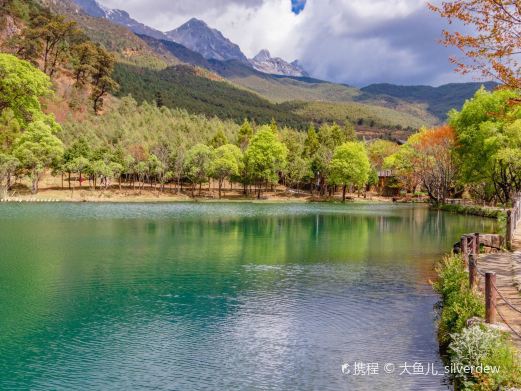 玉柱擎天风景区