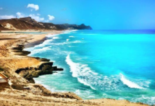 Al Mughsail Beach景点图片