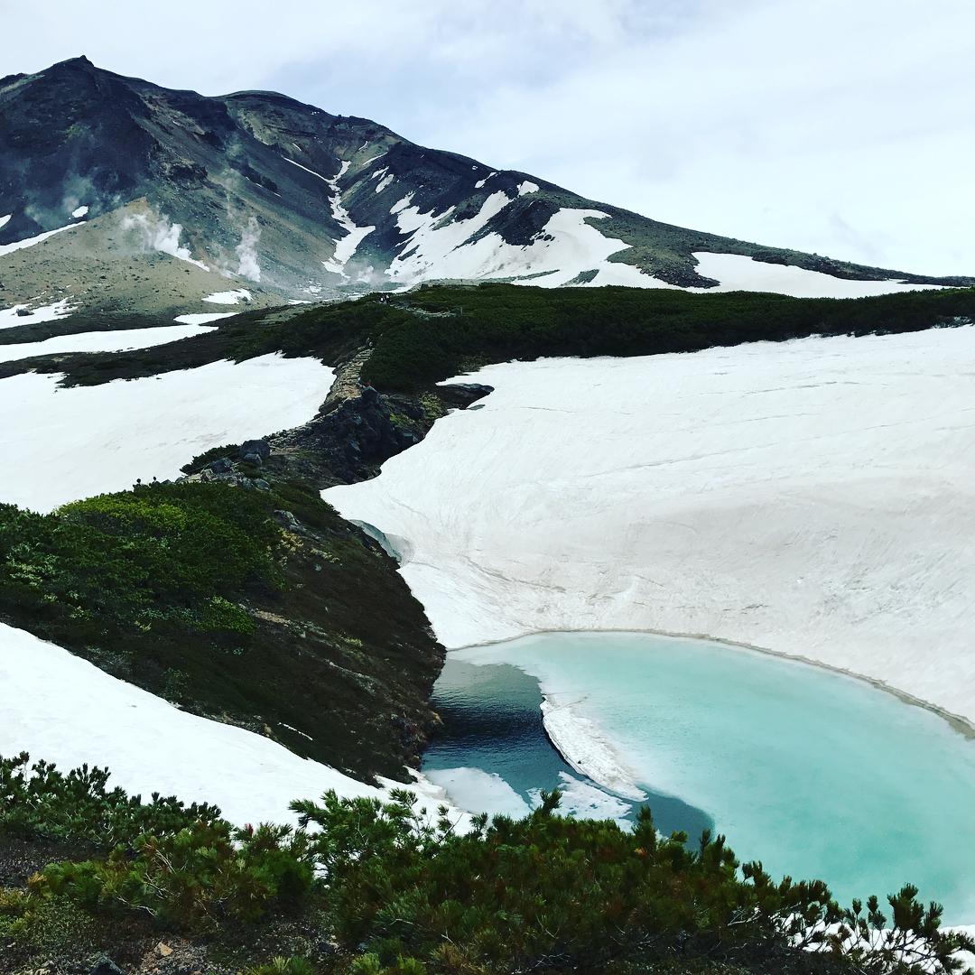 北海道的最高峰——大雪山旭岳  来日本游玩每次都有很多线路可供大家选择，第一次来日本的朋友一定都会先