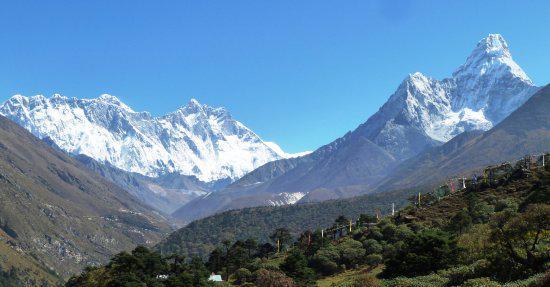 回归自然来一场旅行——尼泊尔徒步旅行       我和伙伴三人一起在尼泊尔旅行,在加德满都和博卡拉之